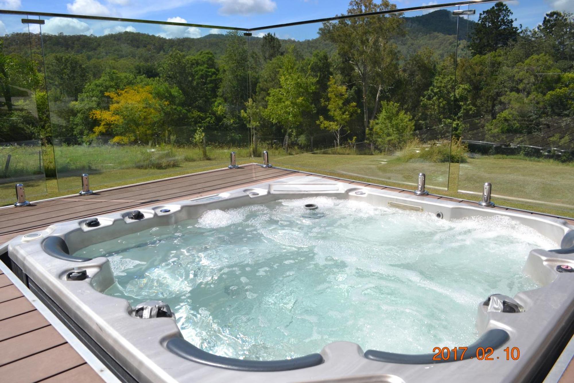 Tuckers Retreat Hotel Canungra Quarto foto